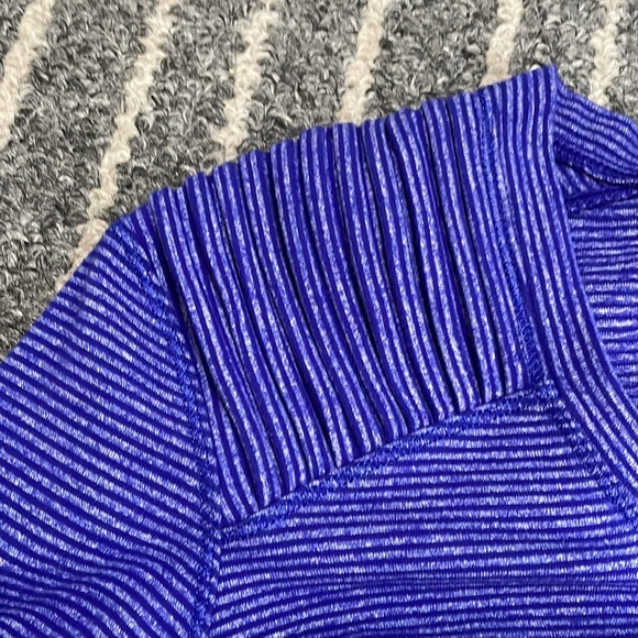 Lululemon Star Runner Long Sleeve size 6 - Picture 9 of 11